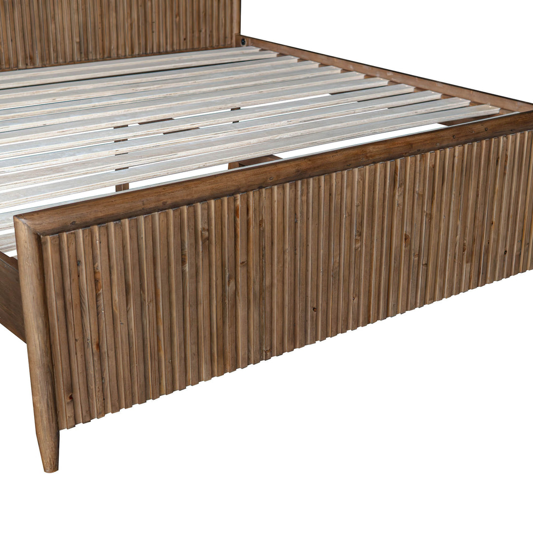 Britanica King Bed