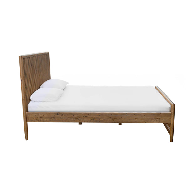 Britanica Queen Bed