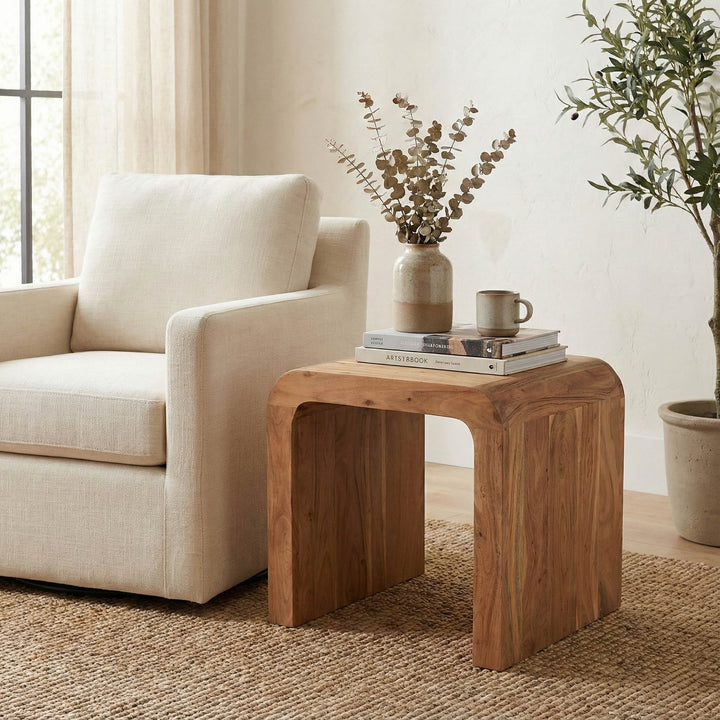 Form Curve Side Table