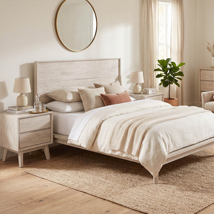 Gia Queen Bed - Whitewash