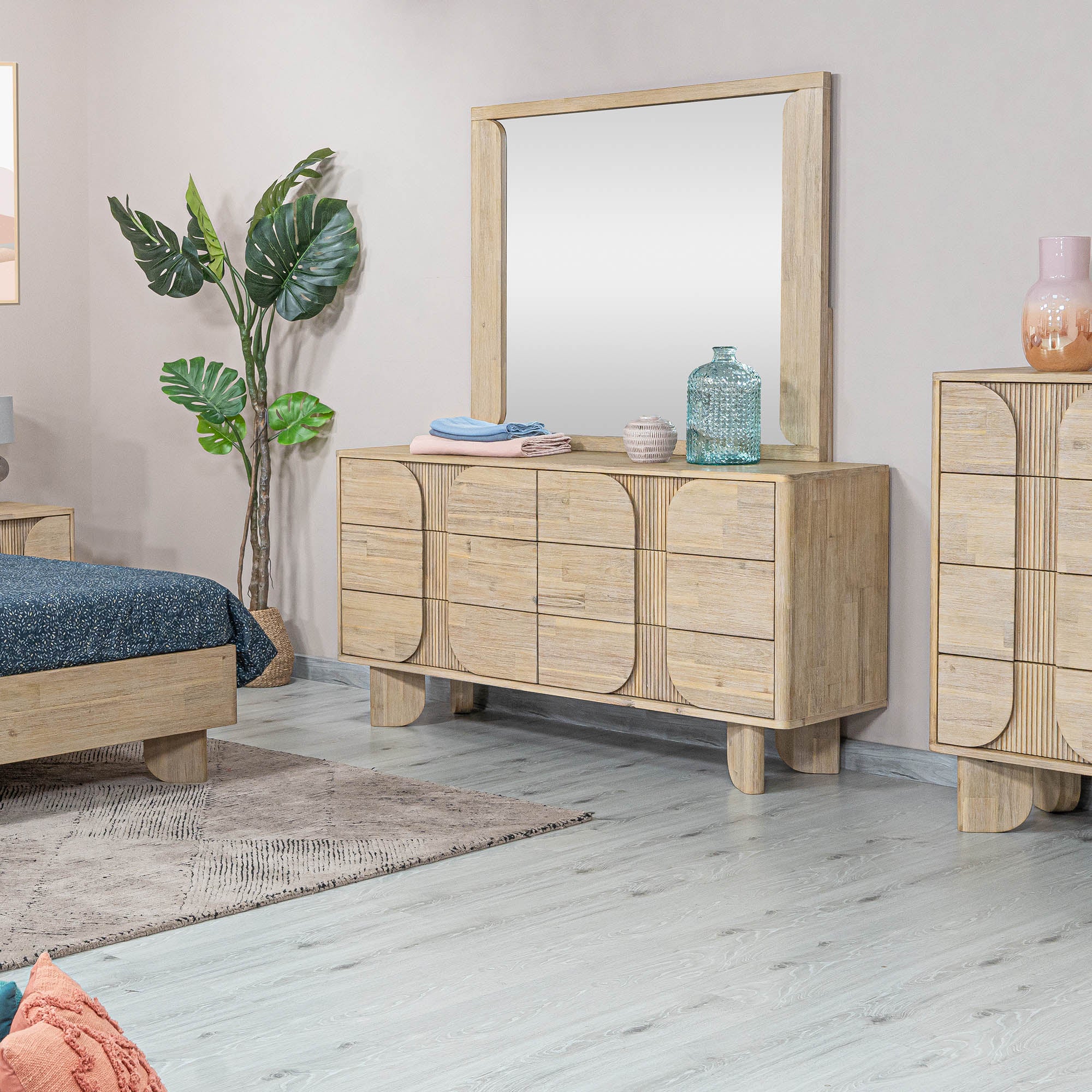 Haru 6 Drawer Dresser – LH Home