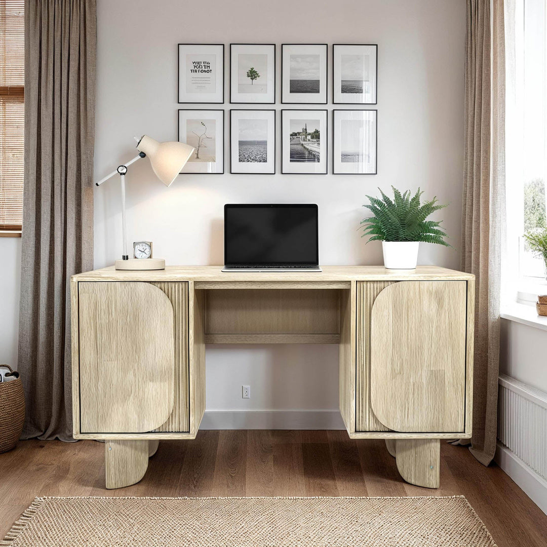 Haru Desk
