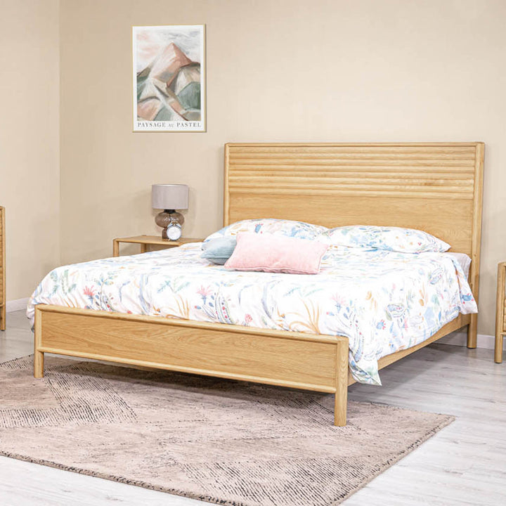 Runway Queen Bed - Light Oak
