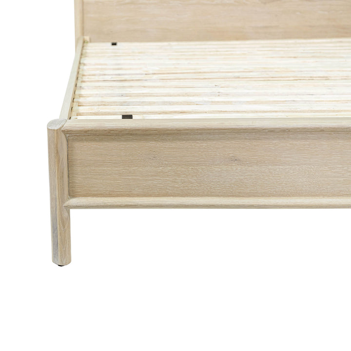 Runway Queen Bed - Light Oak
